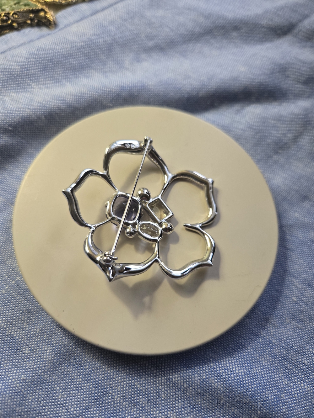 Silver Floral Brooch with Purple Gemstone Accent - Picture 2 of 3